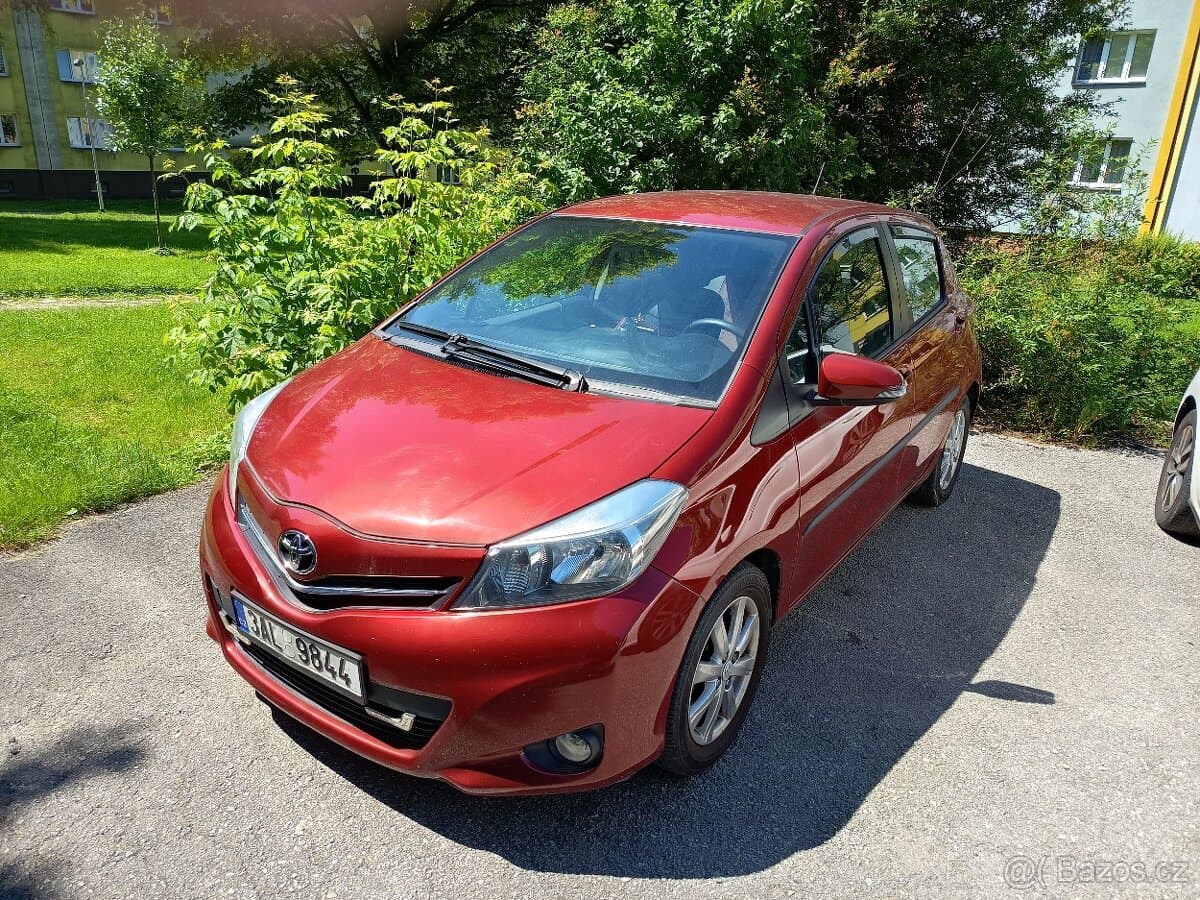 2013 Toyota YARIS - 6
