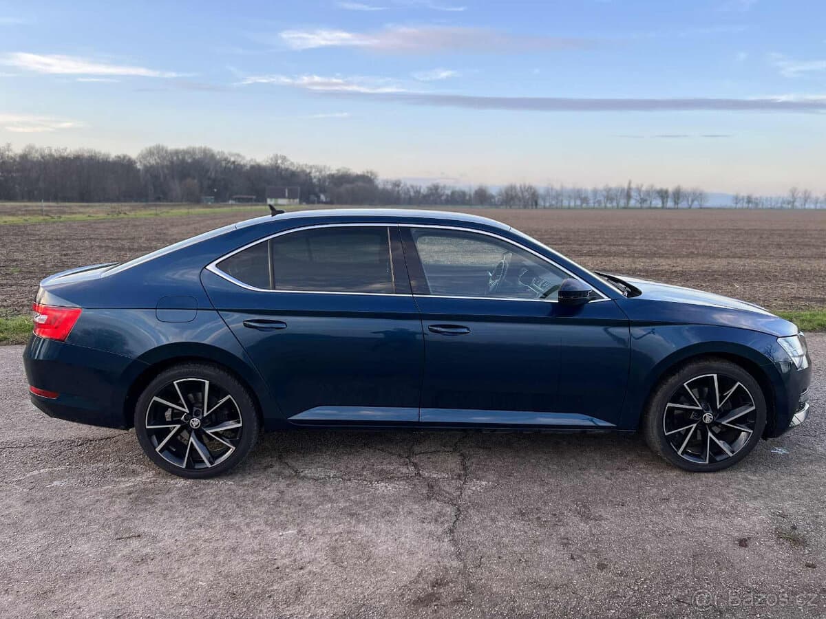 2021 Škoda SUPERB - 6