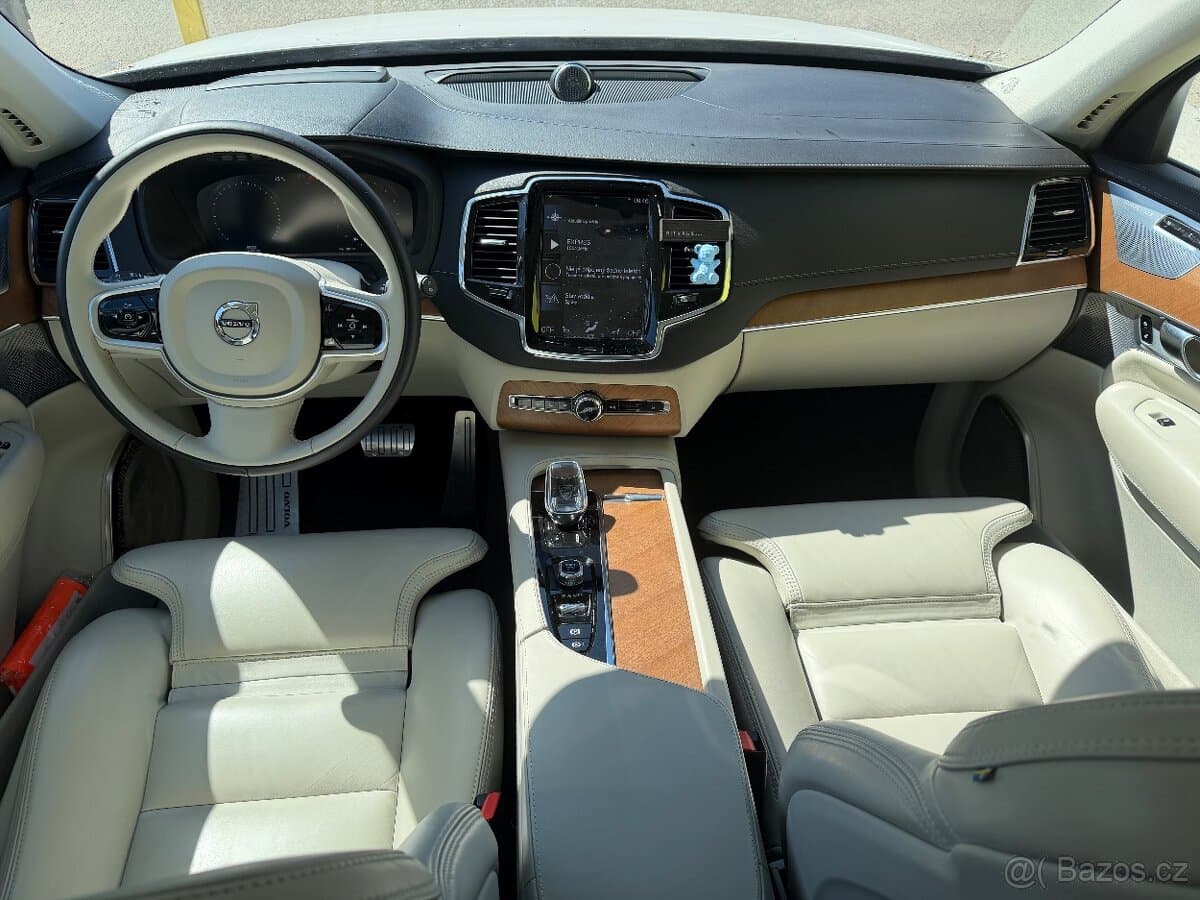 2020 Volvo XC90 - 6