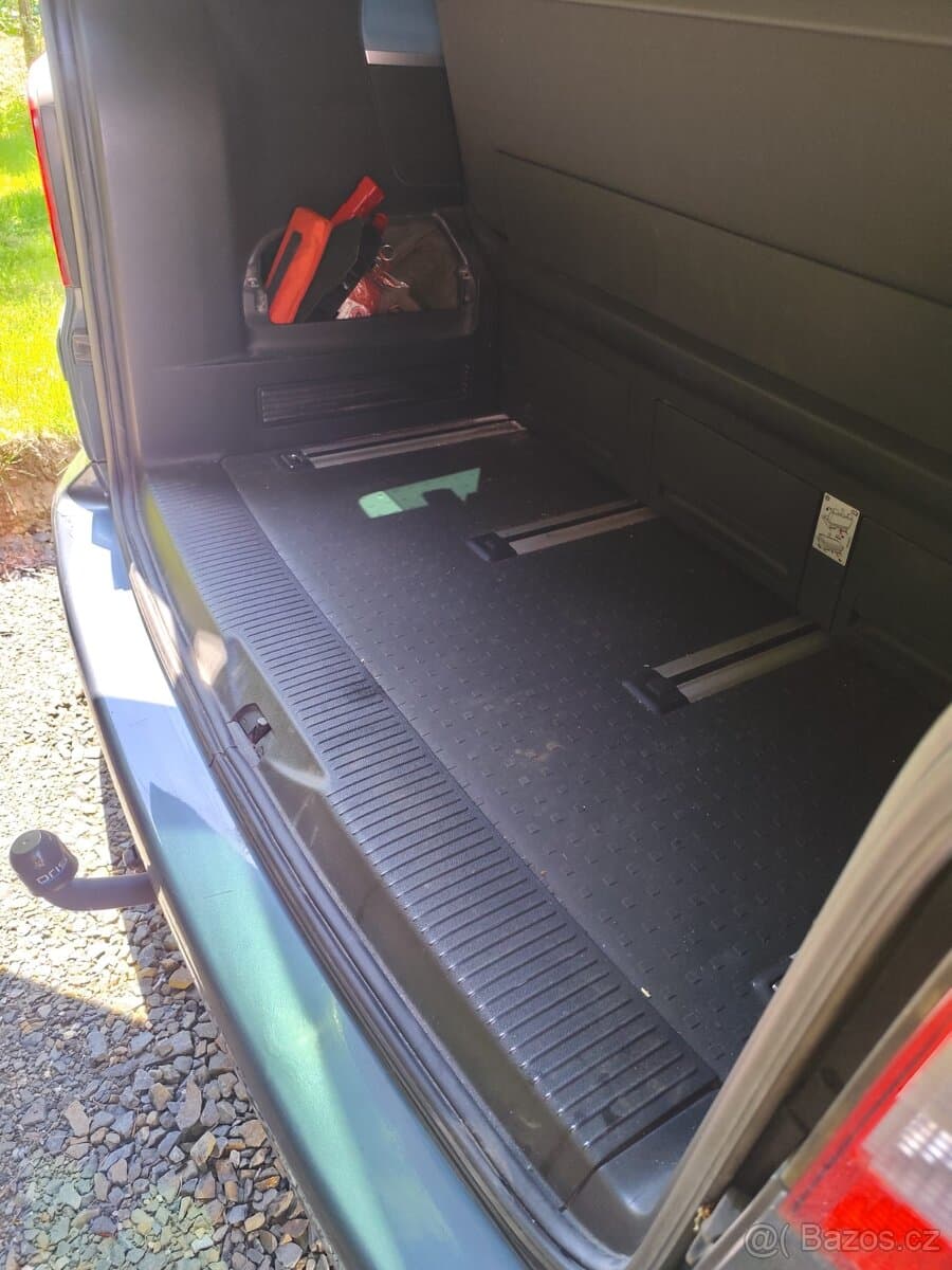2008 Volkswagen MULTIVAN - 6