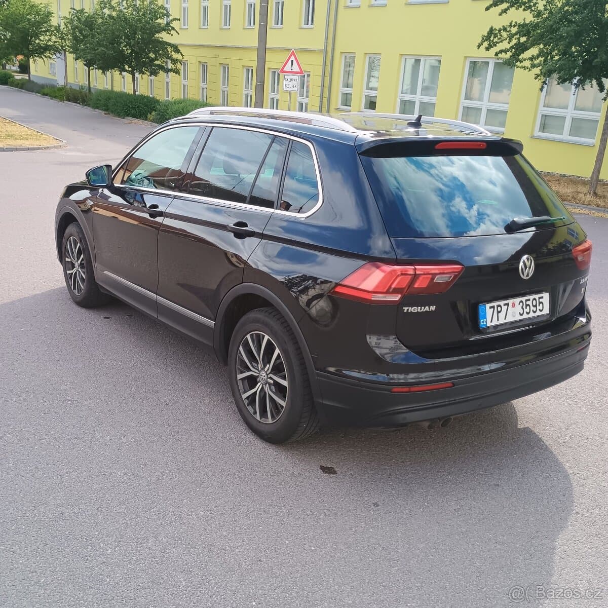 2017 Volkswagen TIGUAN - 6
