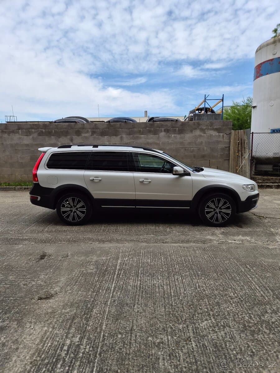 Volvo XC70 - 6