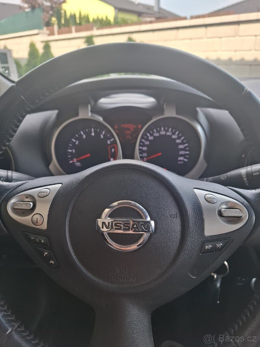 2015 Nissan JUKE - 6