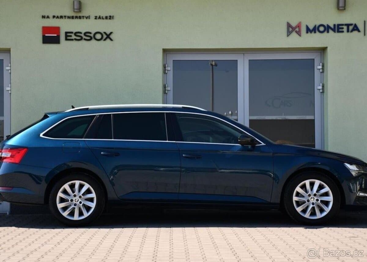 2020 Škoda SUPERB - 6