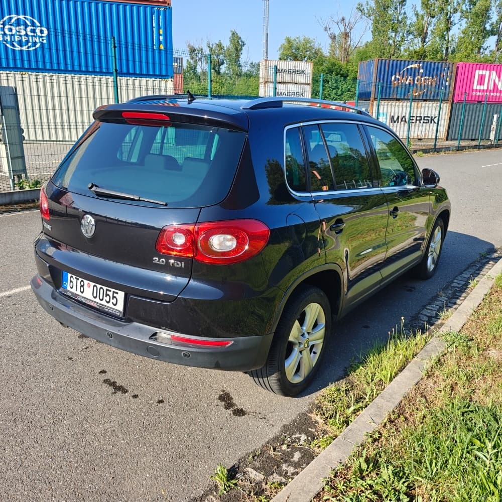 2010 Volkswagen TIGUAN - 6