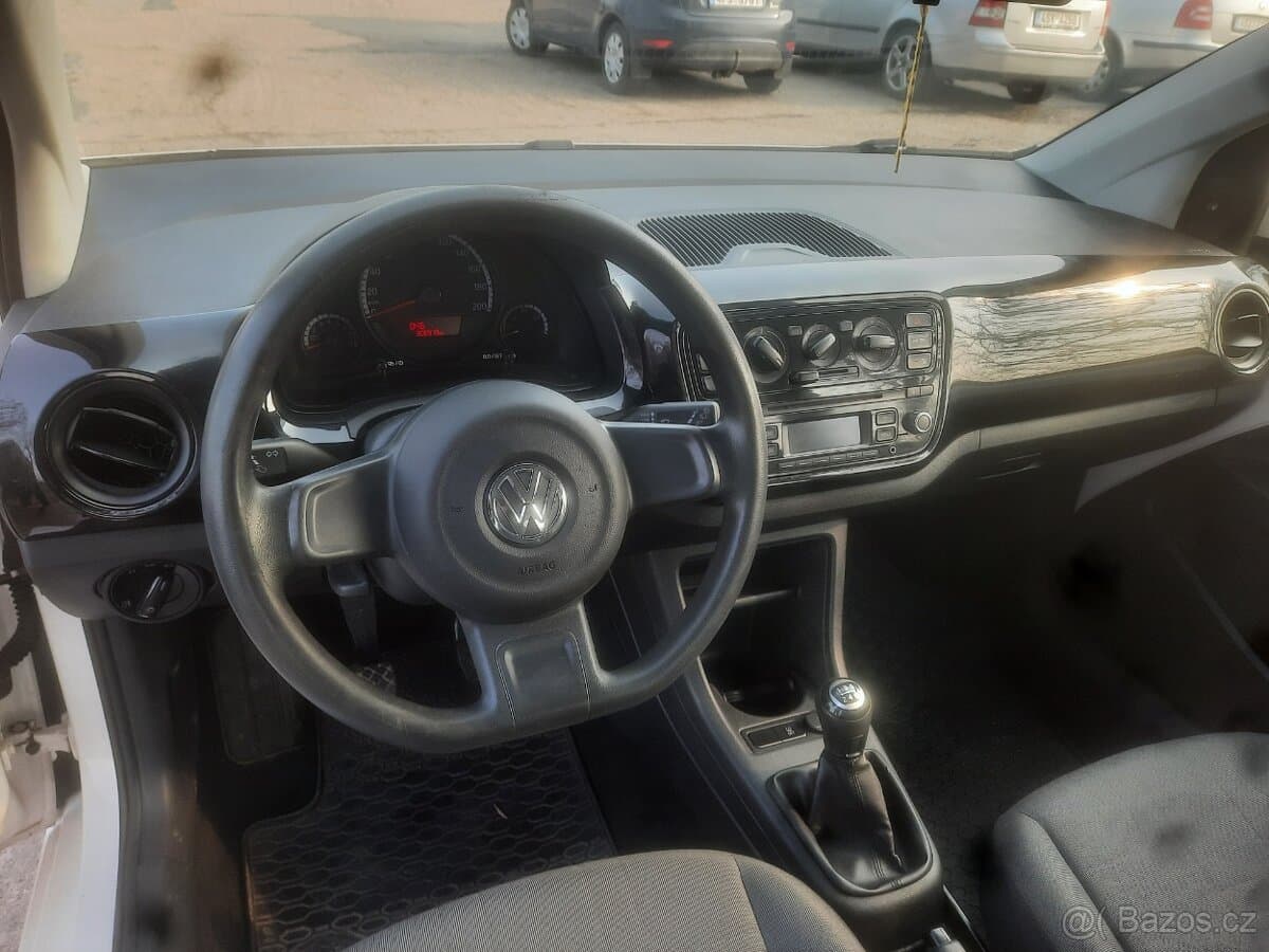 2016 Volkswagen UP! - 6