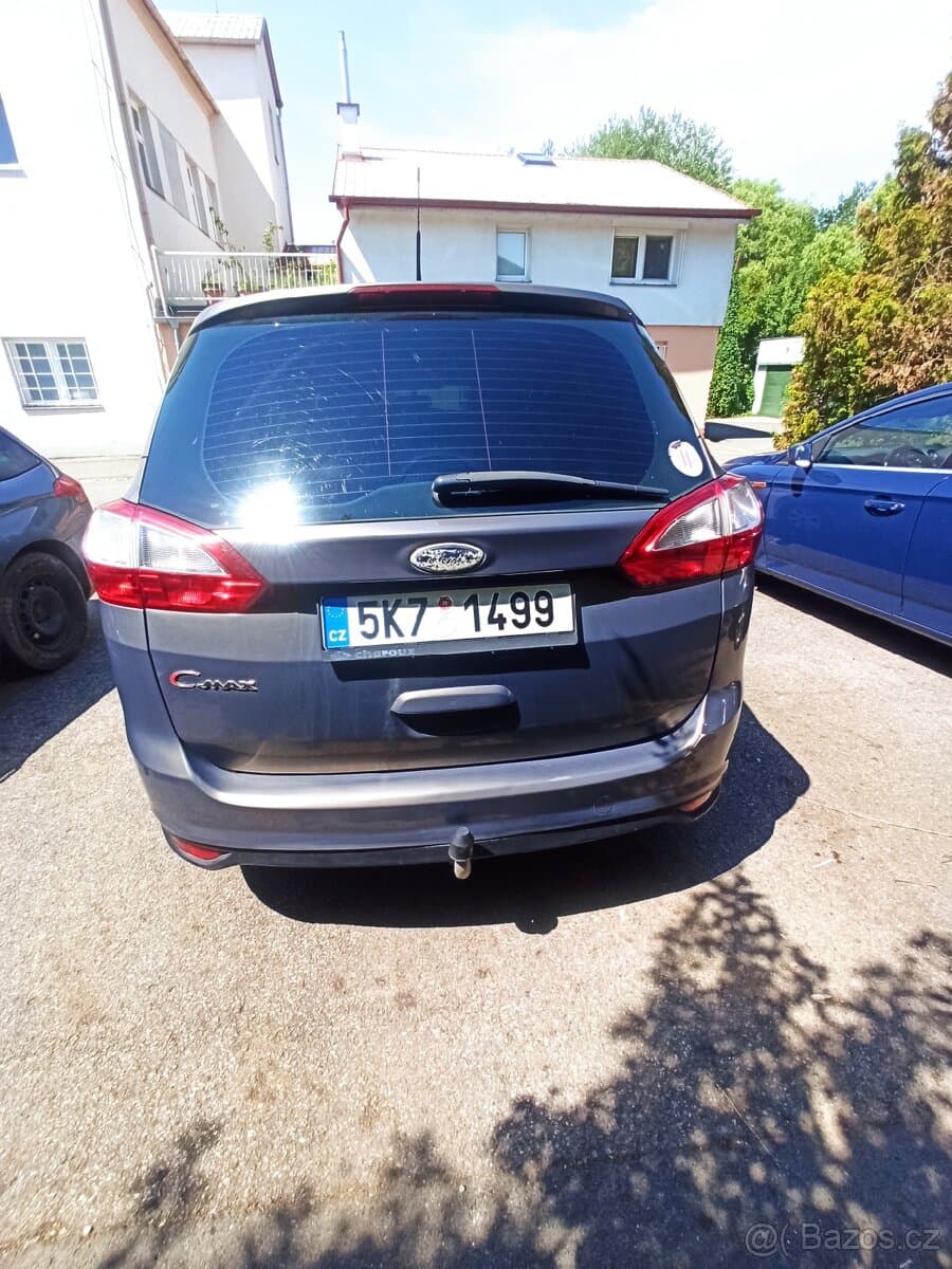 2011 Ford C-MAX - 6