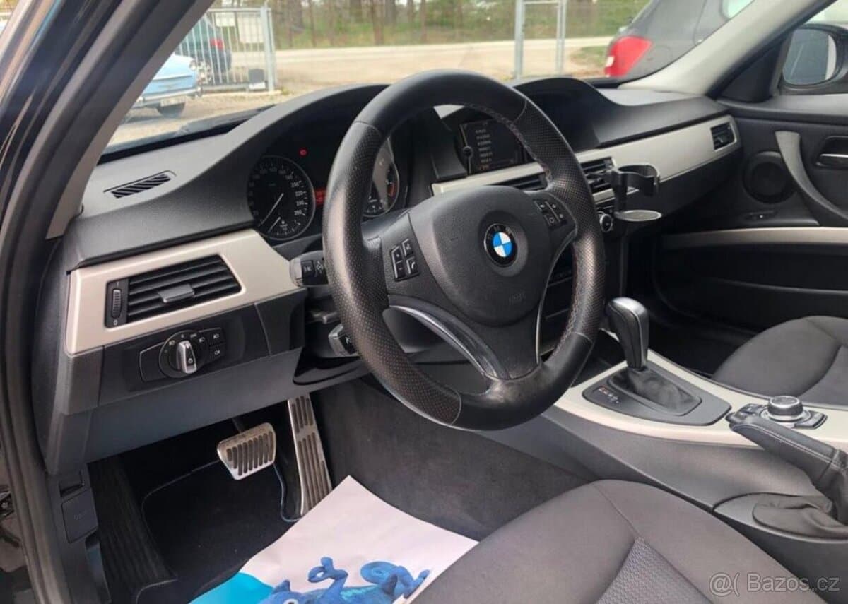 2010 BMW 3-SERIES - 6