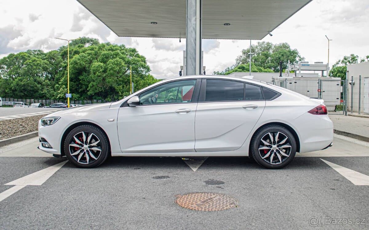 2017 Opel INSIGNIA - 6