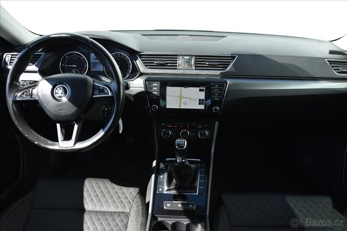 2016 Škoda SUPERB - 6