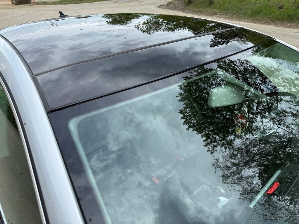 2011 Volkswagen PASSAT CC - 6