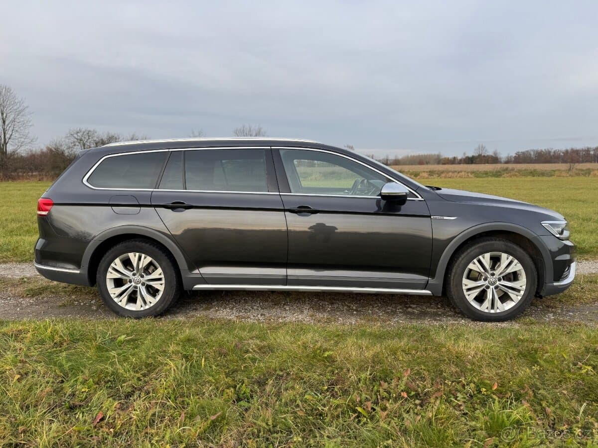 2018 Volkswagen PASSAT - 6