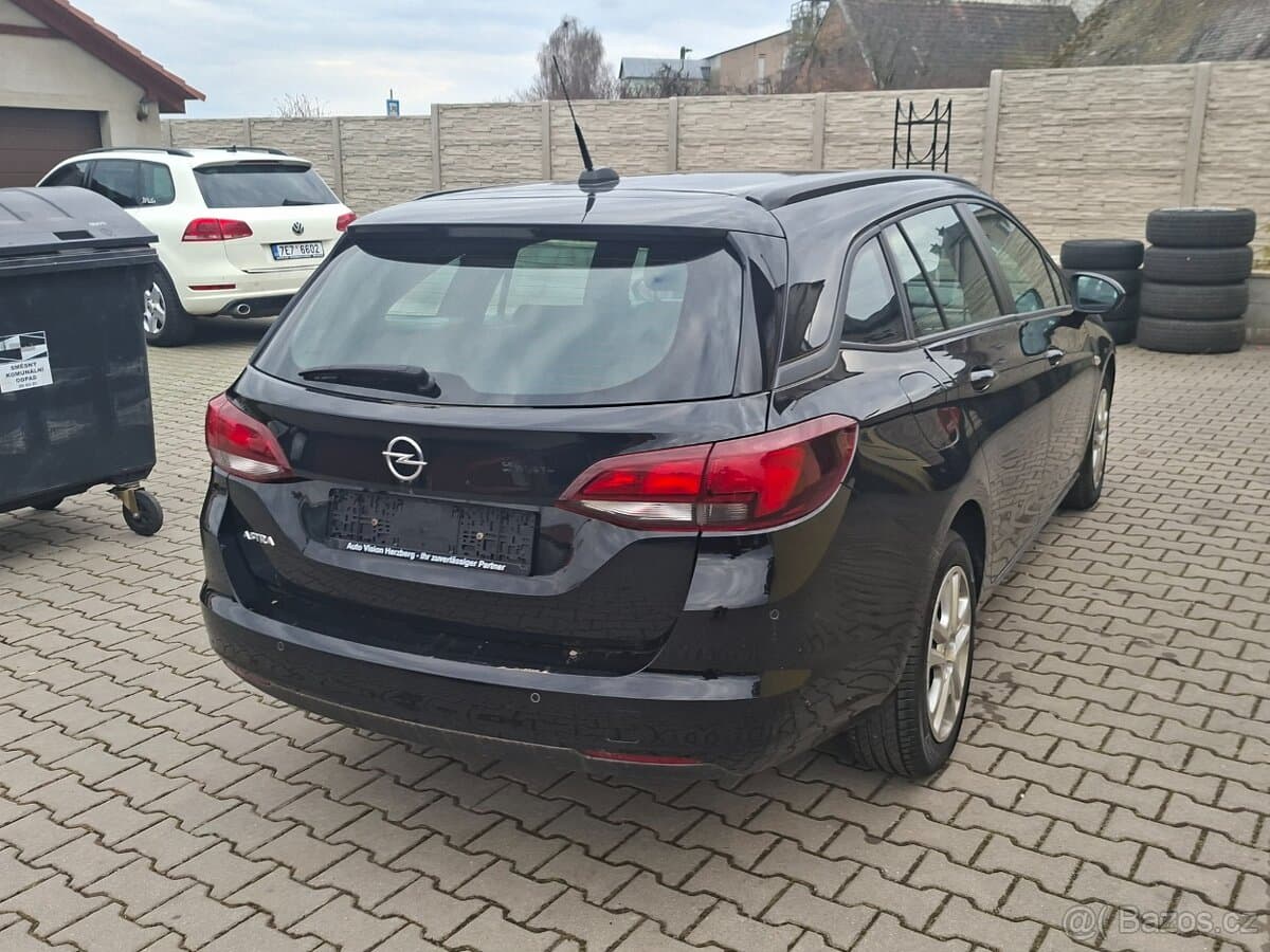 2022 Opel ASTRA - 6