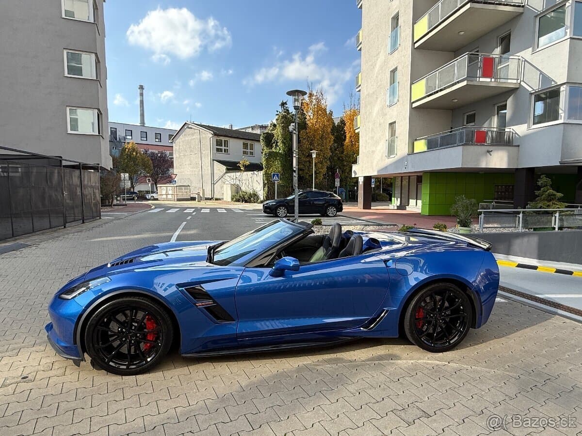 2019 Chevrolet CORVETTE - 6