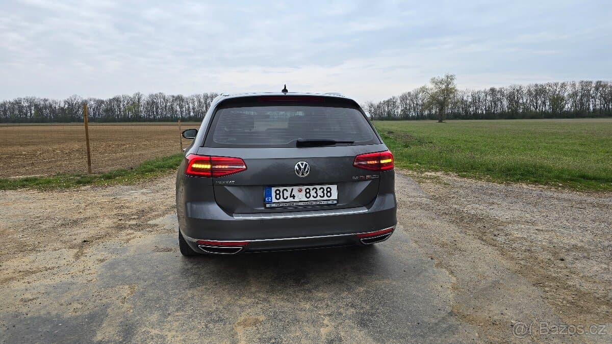 Volkswagen PASSAT - 6