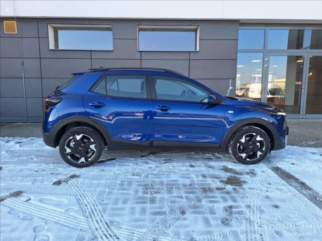2025 Kia STONIC - 6