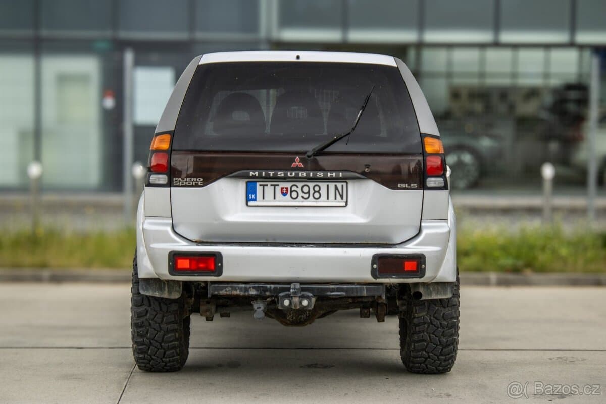 2005 Mitsubishi PAJERO - 6