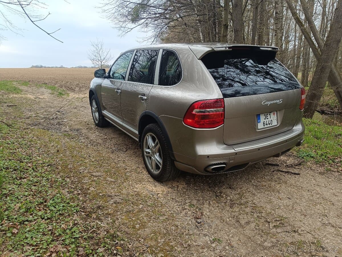 2004 Porsche CAYENNE - 6