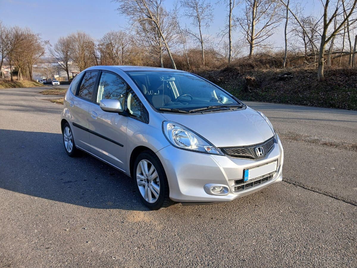 2015 Honda JAZZ - 6
