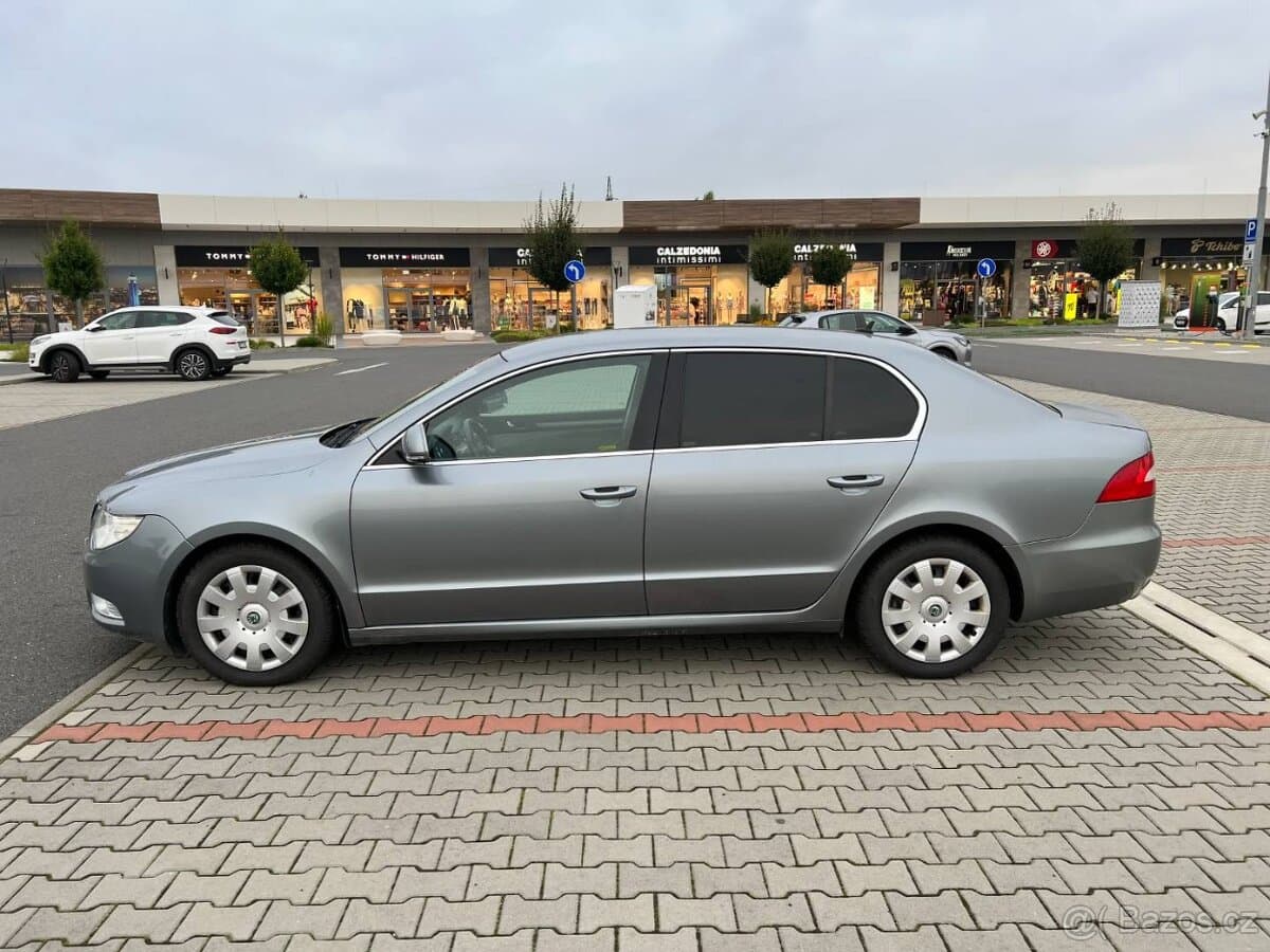 2009 Škoda SUPERB - 6