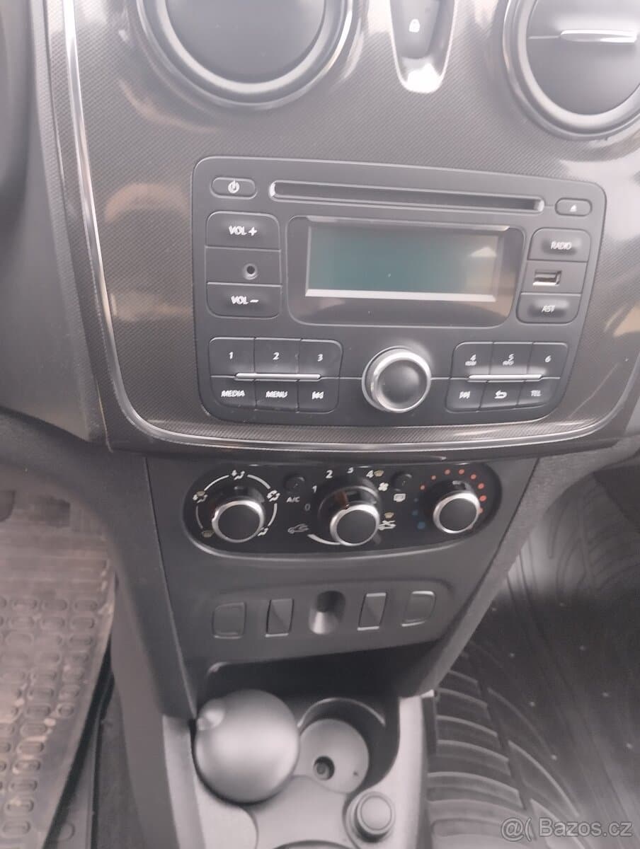 2017 Dacia SANDERO - 6