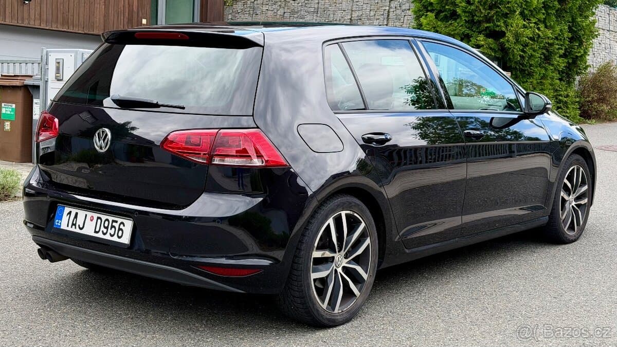 2012 Volkswagen GOLF - 6