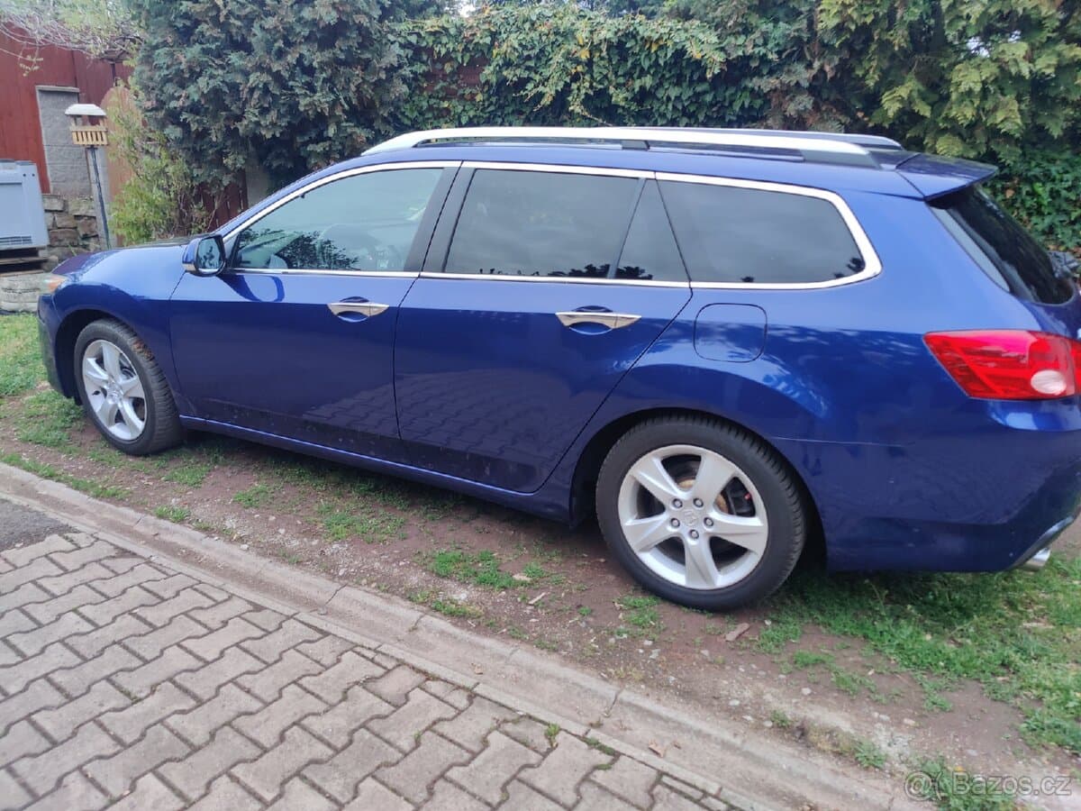 2010 Honda ACCORD - 6
