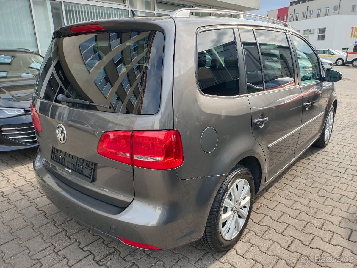 2011 Volkswagen TOURAN - 6
