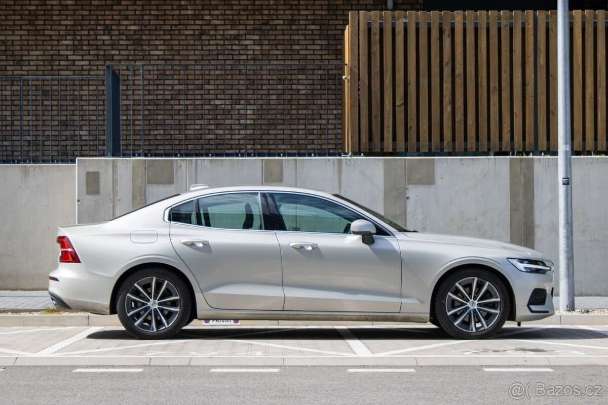 2022 Volvo S60 - 6