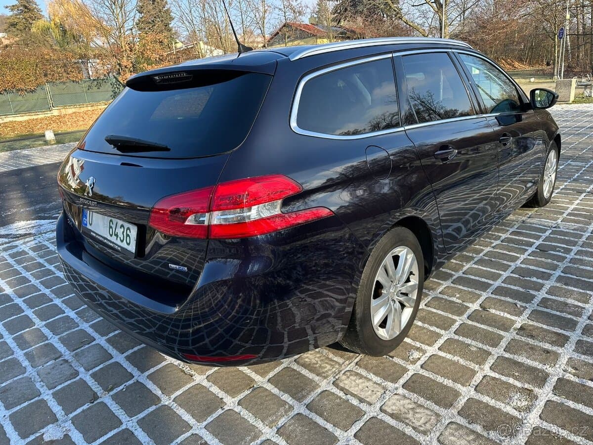 2015 Peugeot 308 - 6