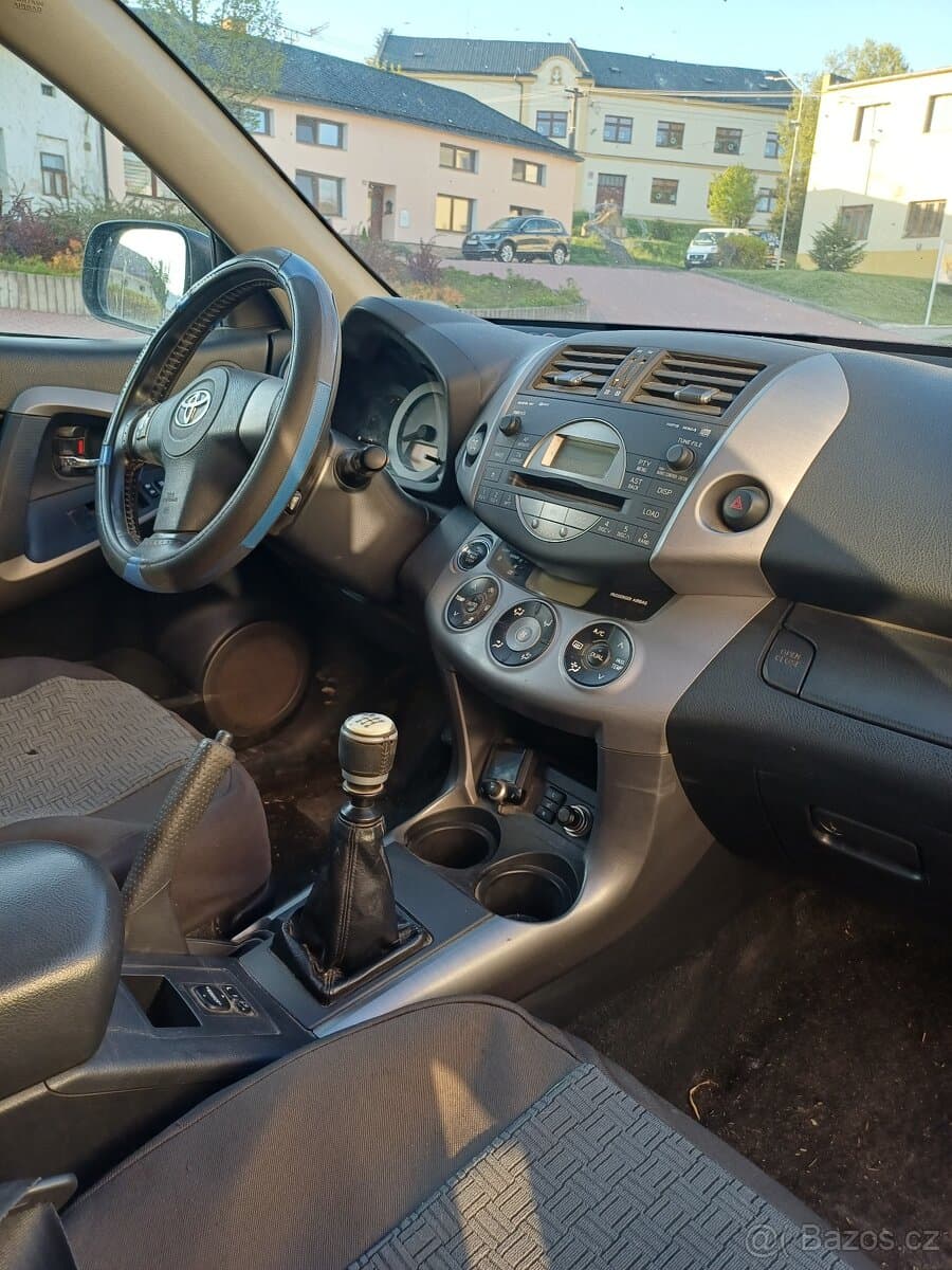 2008 Toyota RAV4 - 6