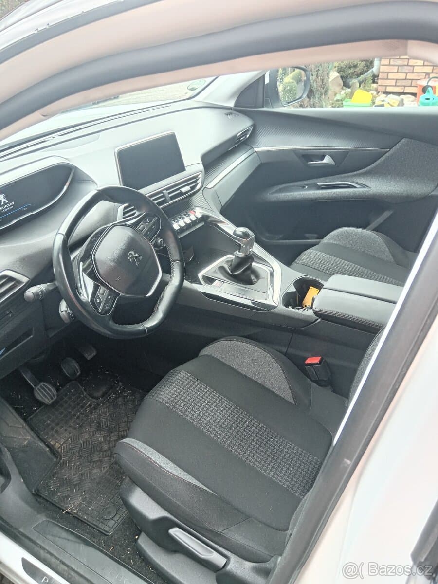 Peugeot 5008 - 6