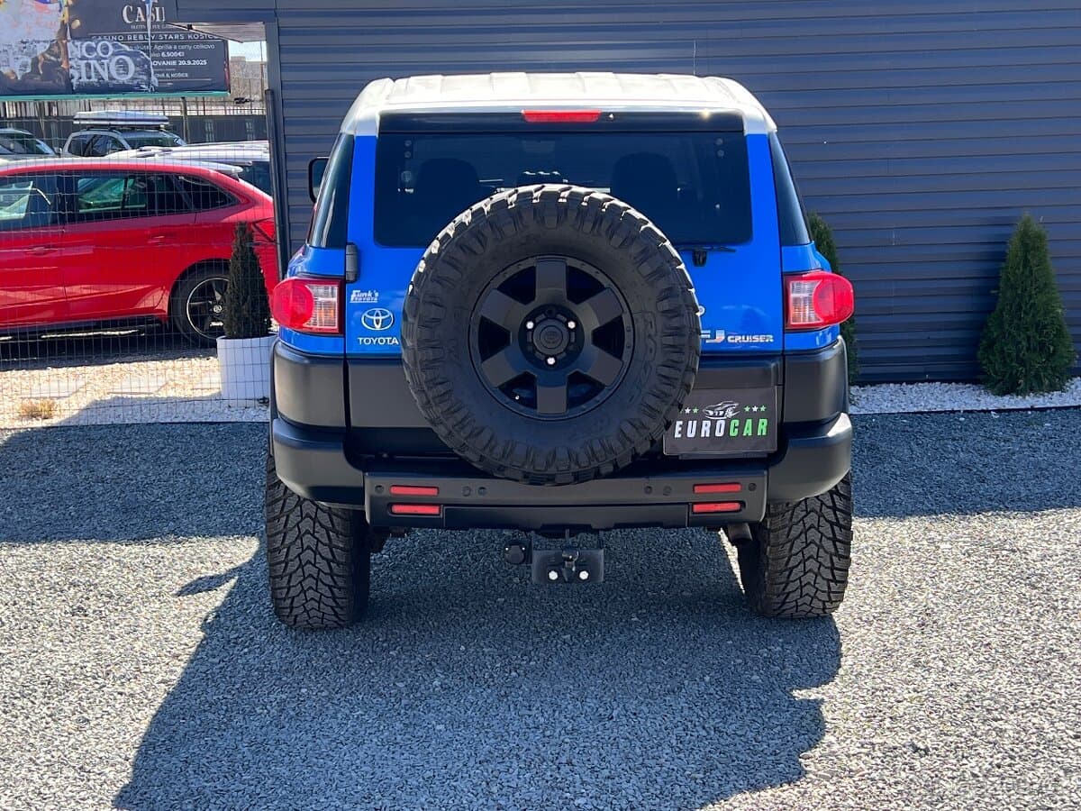 2008 Toyota FJ - 6