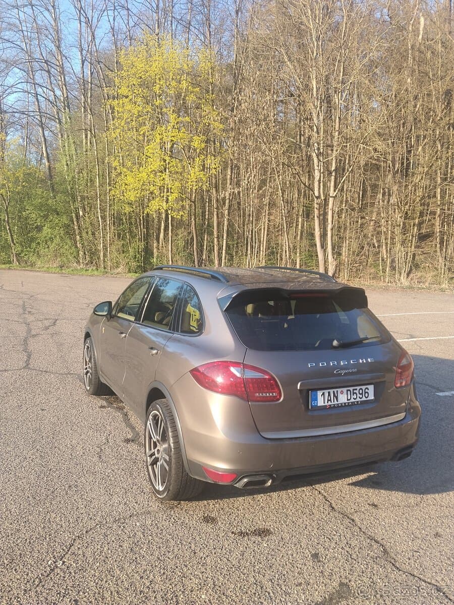 2013 Porsche CAYENNE - 6