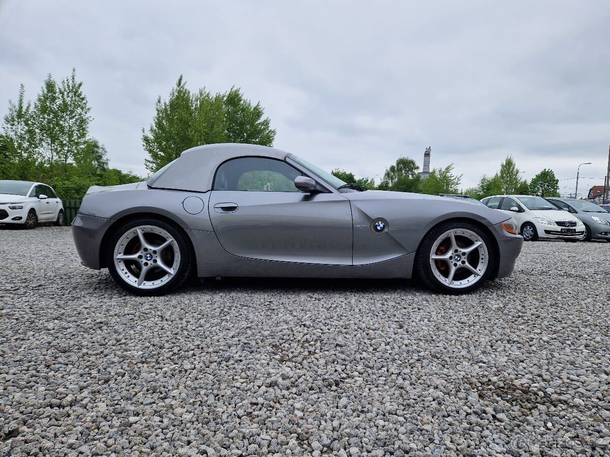2004 BMW Z4 - 6