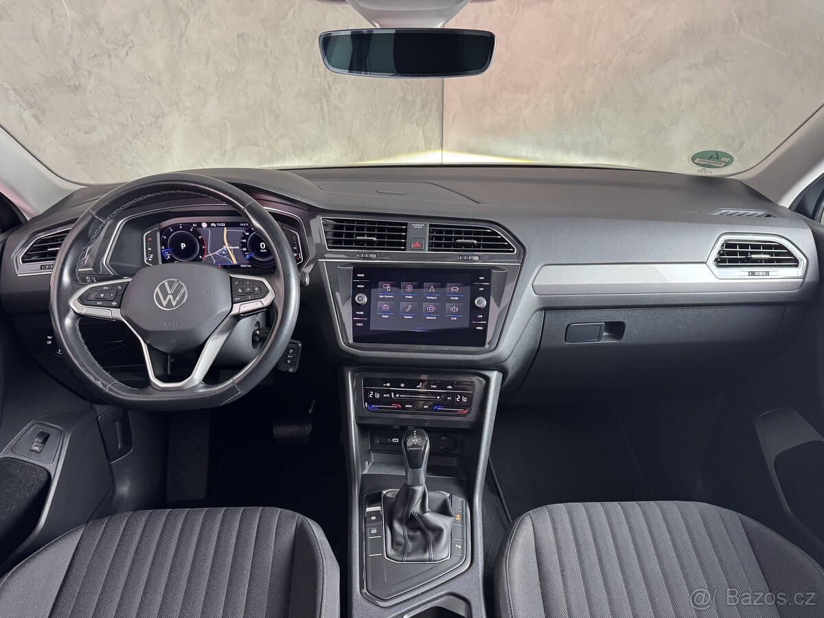 Volkswagen TIGUAN - 6
