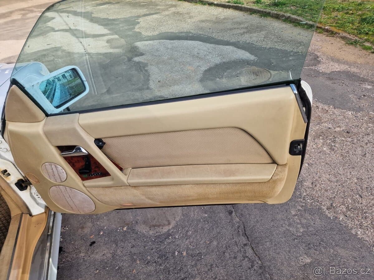 1990 Mercedes-Benz SL - 6
