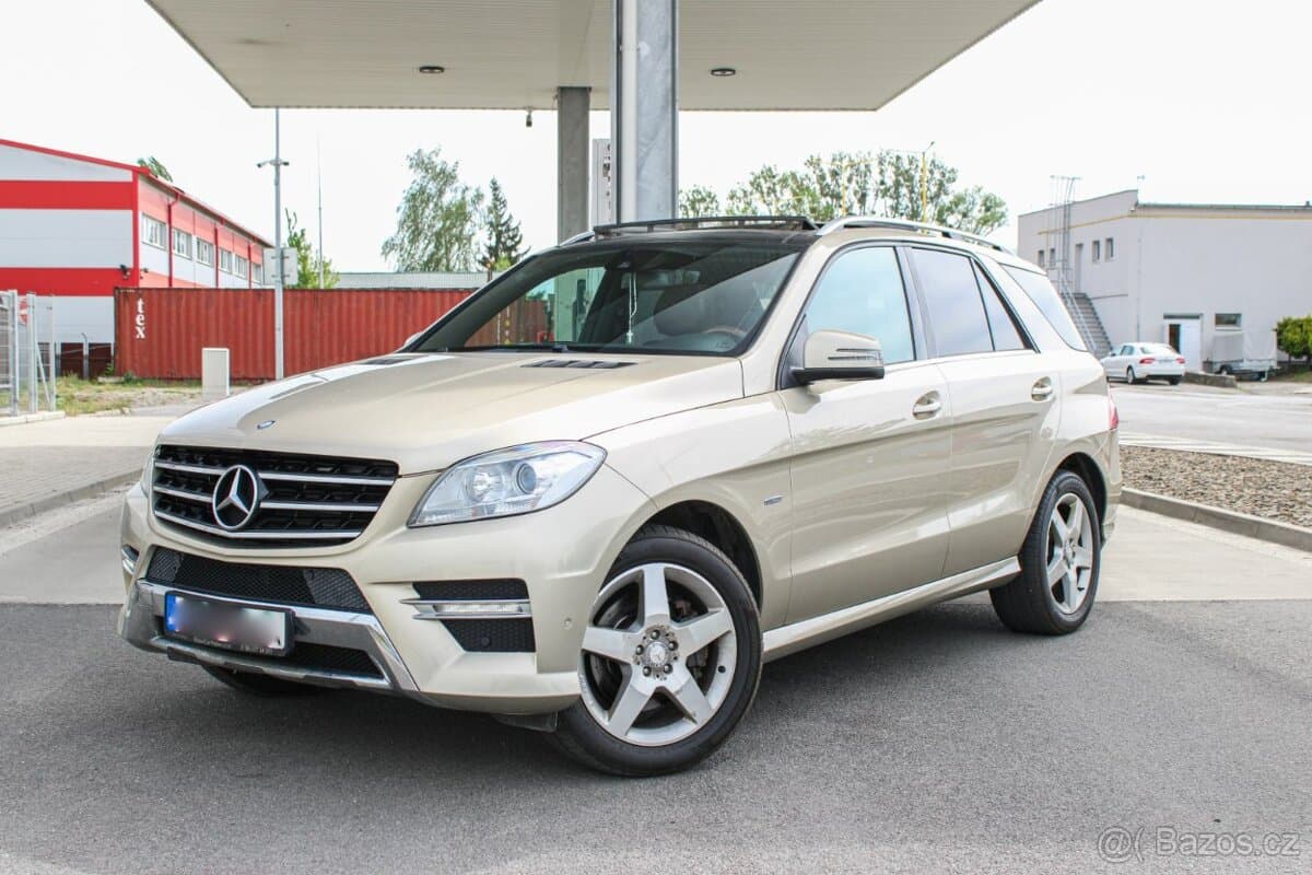 2012 Mercedes-Benz M-CLASS - 6