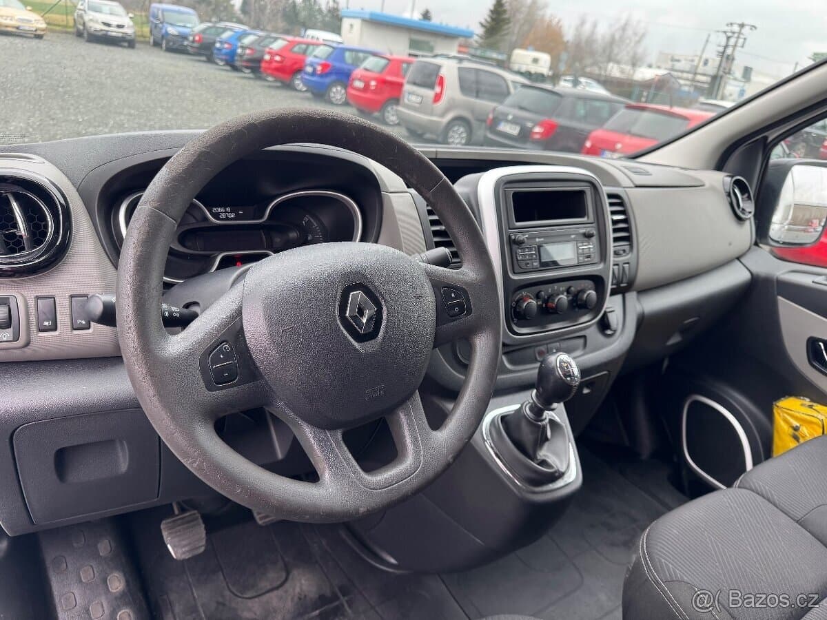 2017 Renault TRAFIC - 6