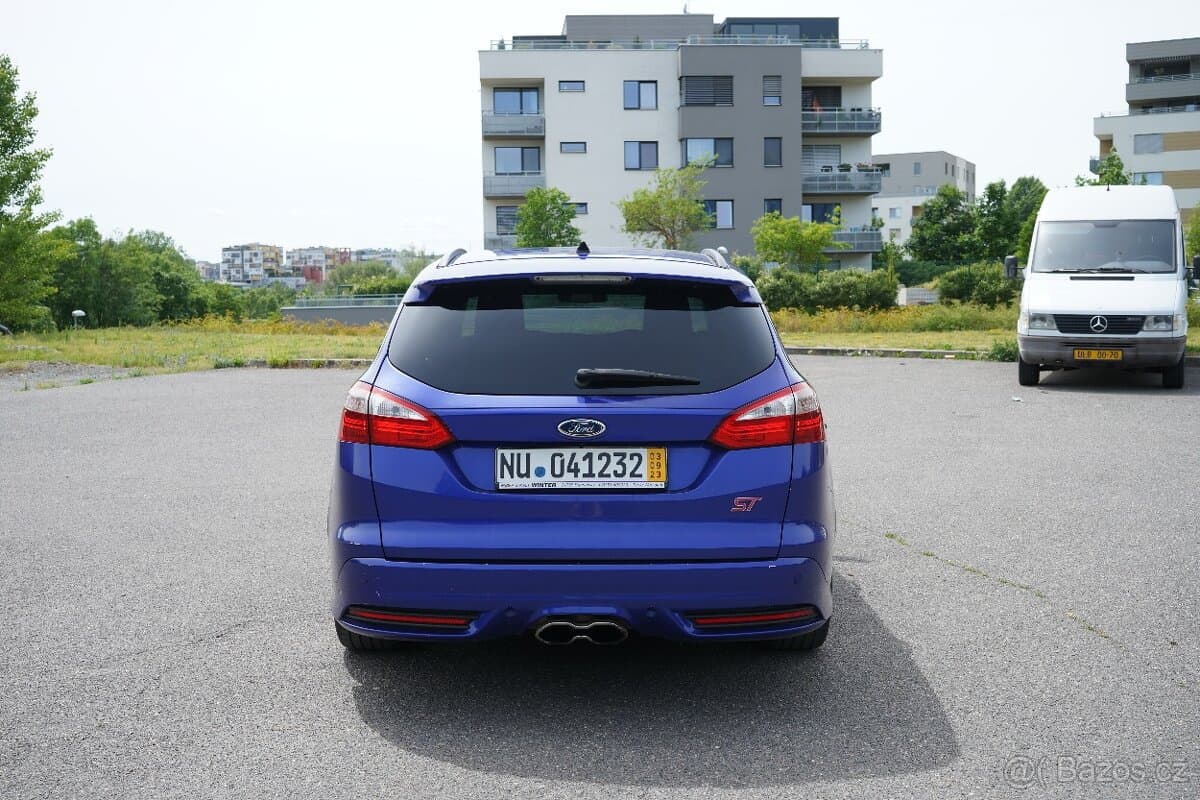 2013 Ford FOCUS - 6