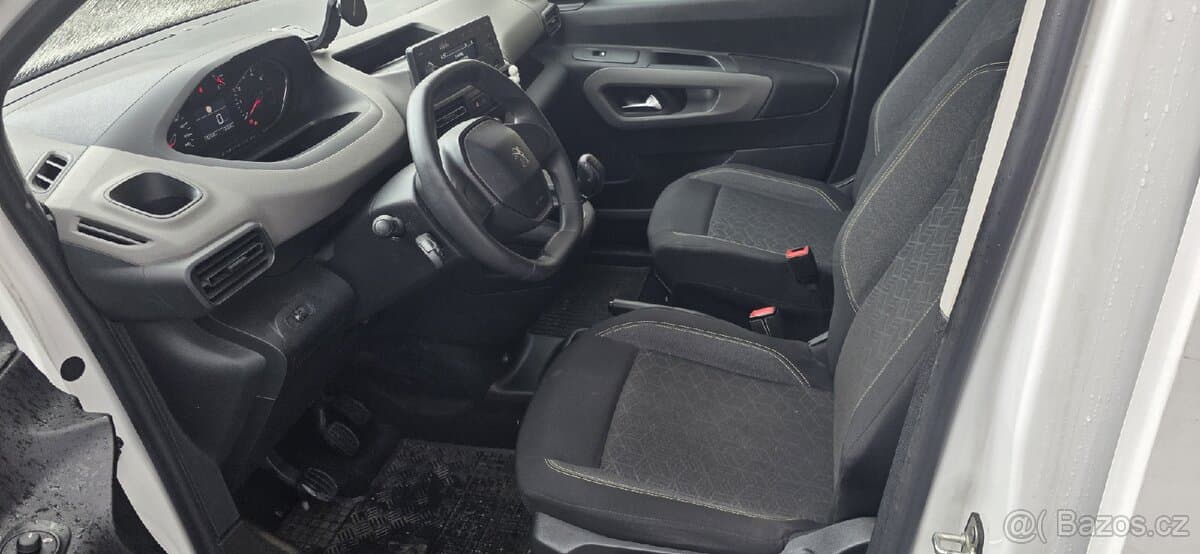 Peugeot RIFTER - 6