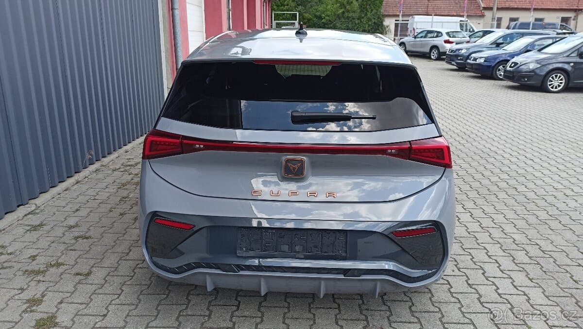 2022 Cupra BORN - 6
