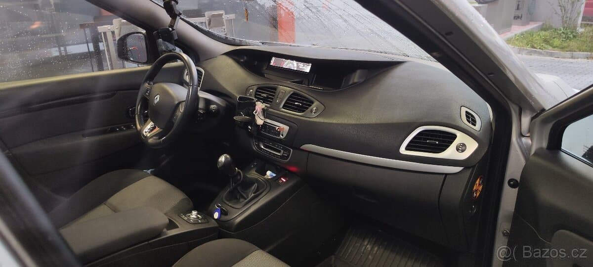 Renault SCENIC - 6
