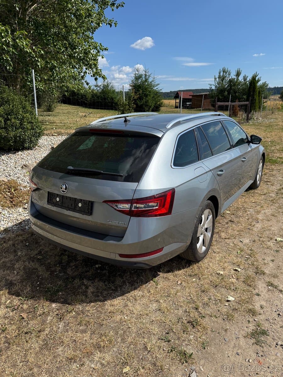 2016 Škoda SUPERB - 6