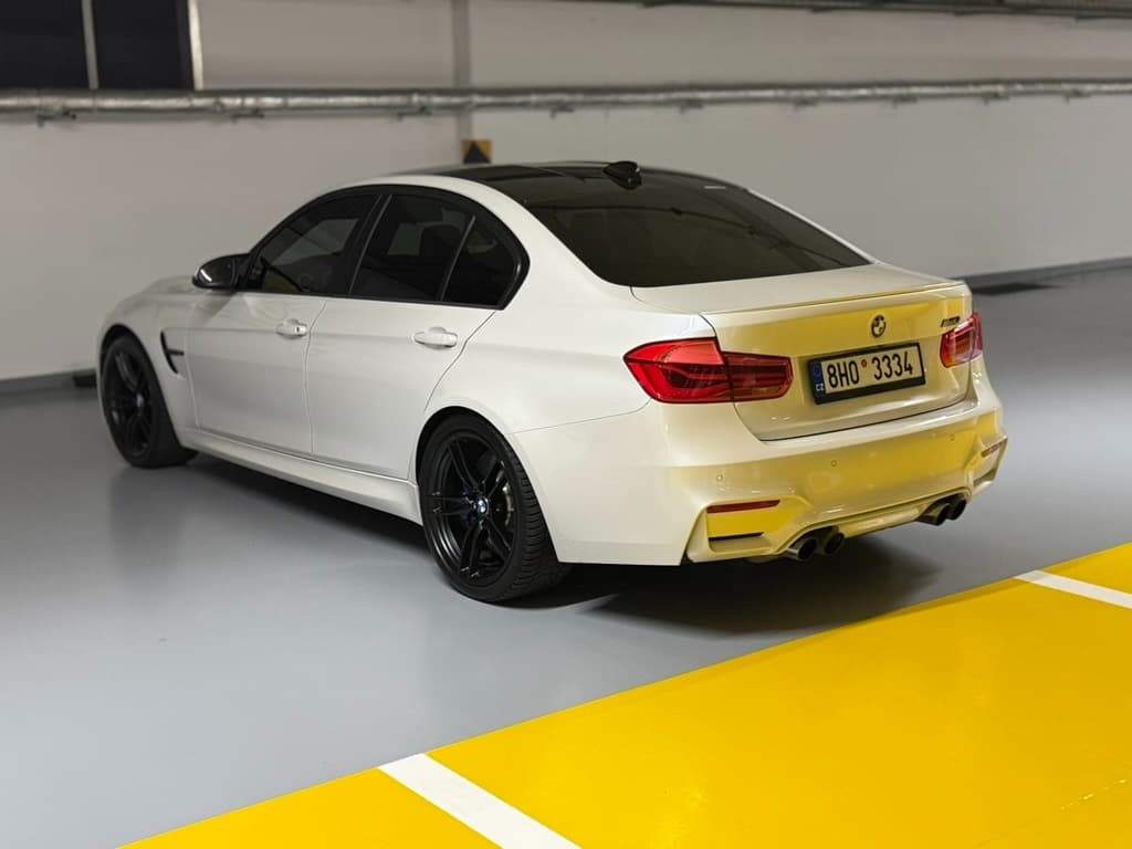 2016 BMW M3 - 6