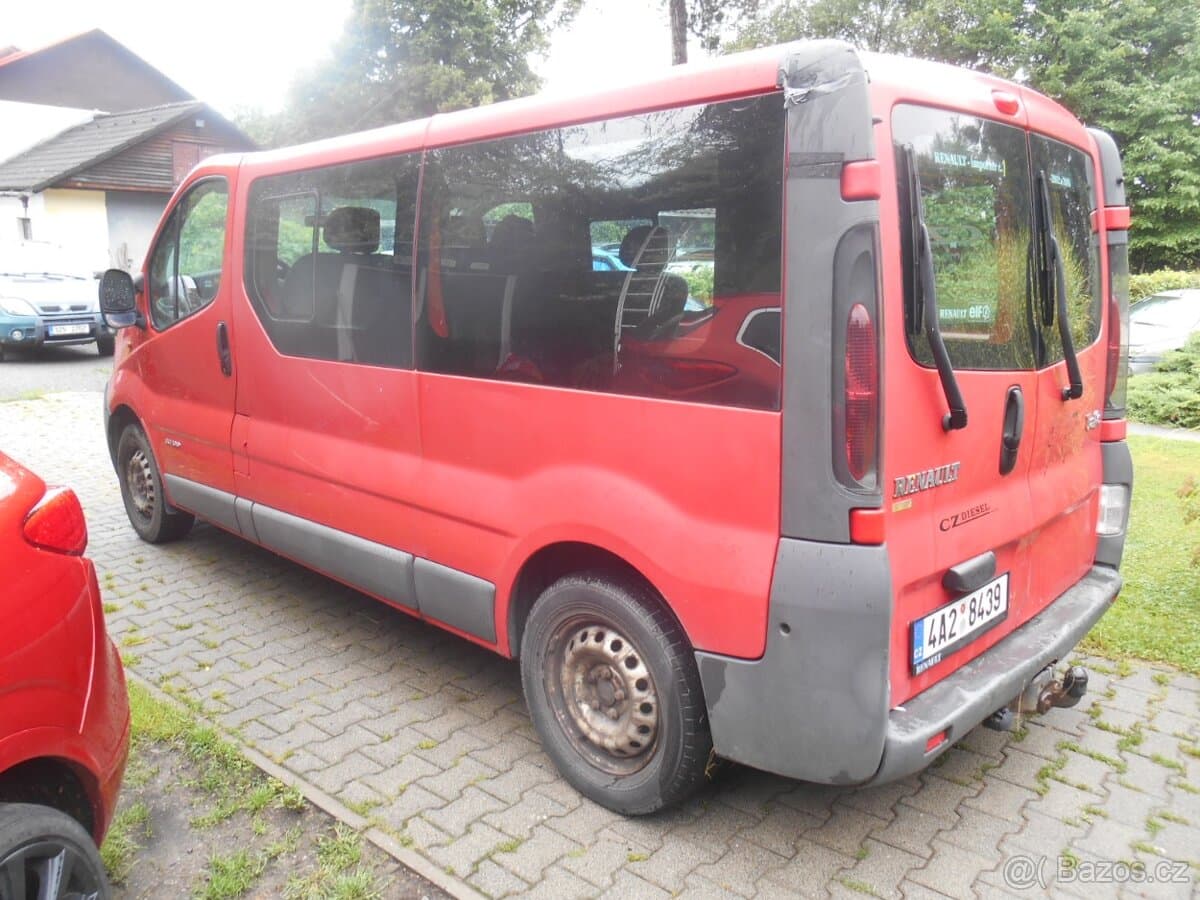 2004 Renault TRAFIC - 6