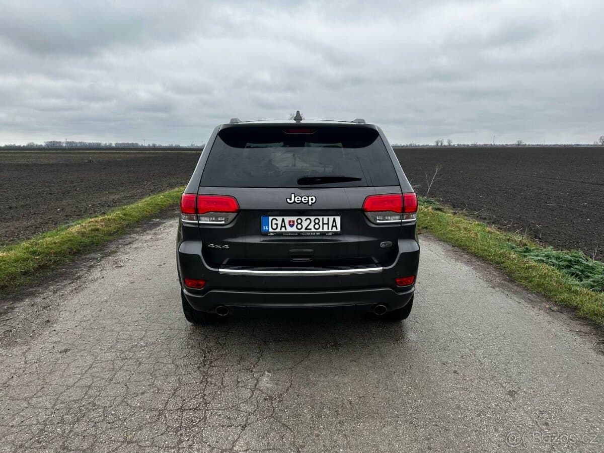 2017 Jeep CHEROKEE - 6