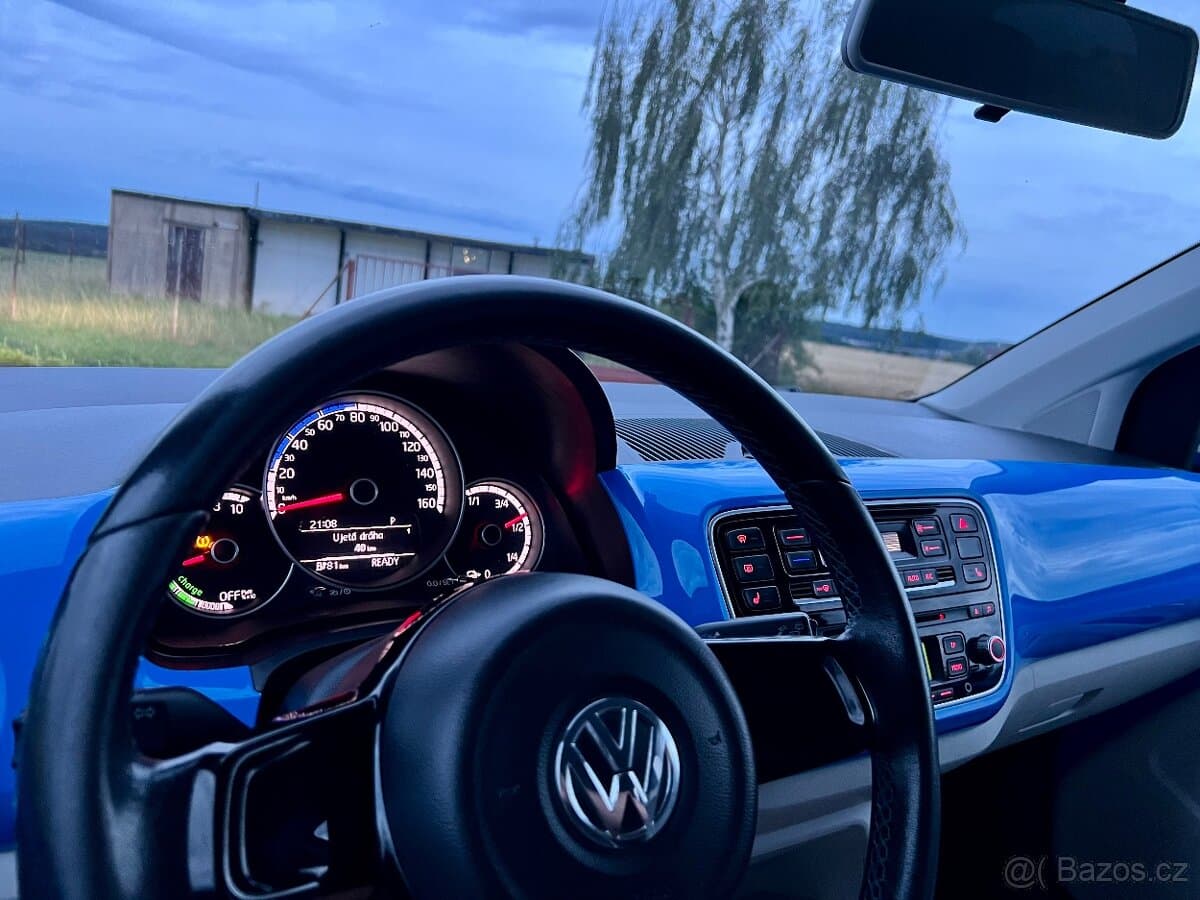 2014 Volkswagen UP! - 6