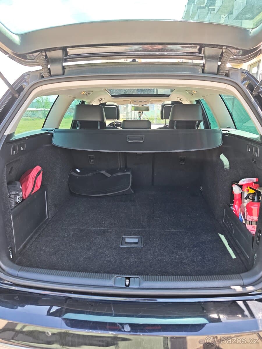 2011 Volkswagen PASSAT - 6