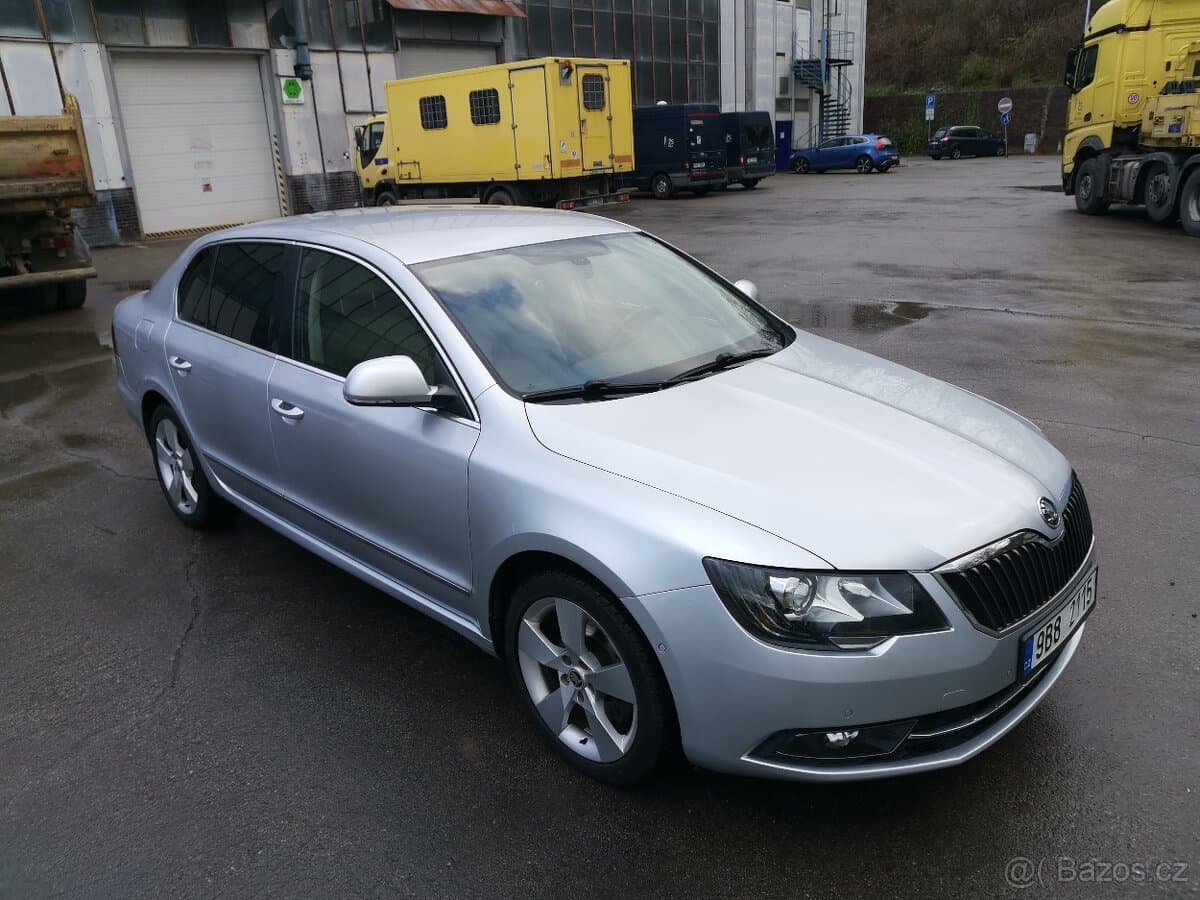 2014 Škoda SUPERB - 6